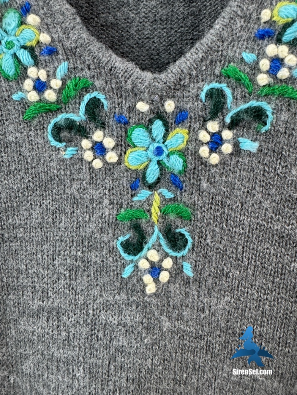 1314 FREE PEOPLE Embroidered Knit Tunic Sweater Tassel – XS – Gray - Picture 7 of 15
